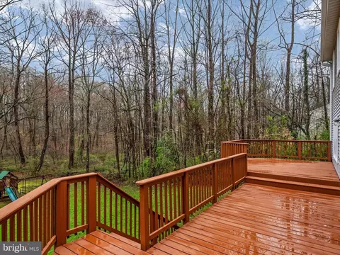 Exterior - 331 Greenridge Dr, Dunkirk, MD 20754 photo 8 of 15