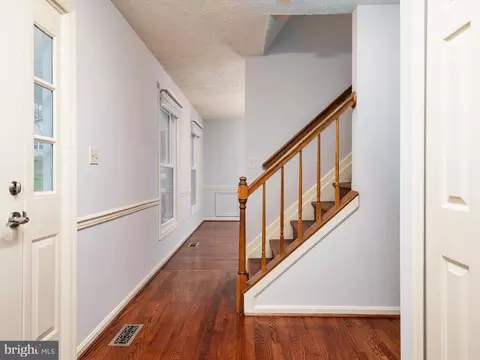 Entry Way - 331 Greenridge Dr, Dunkirk, MD 20754 photo 1 of 2