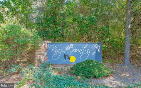 View/Area - 331 Greenridge Dr, Dunkirk, MD 20754 photo 4 of 4