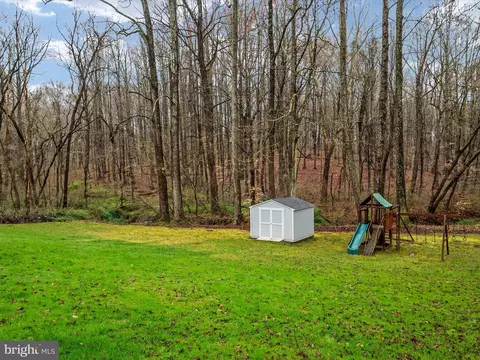 View/Area - 331 Greenridge Dr, Dunkirk, MD 20754 photo 2 of 4