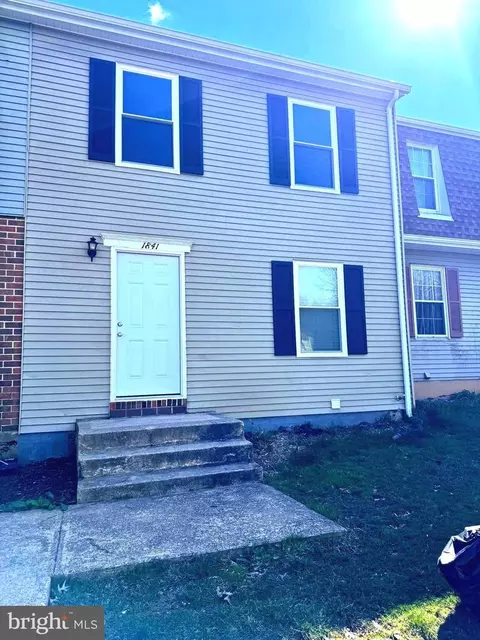 1841 Dove Ct, Severn, MD 21144