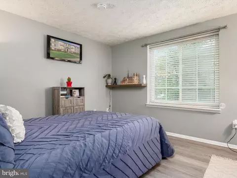 Bedroom - 8046 Abbey Ct #D, Pasadena, MD 21122 photo 1 of 5