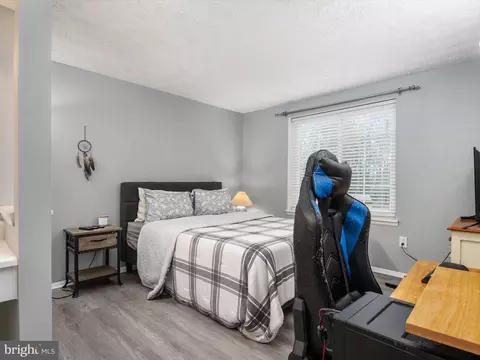 Bedroom - 8046 Abbey Ct #D, Pasadena, MD 21122 photo 4 of 5