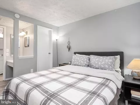 Bedroom - 8046 Abbey Ct #D, Pasadena, MD 21122 photo 5 of 5