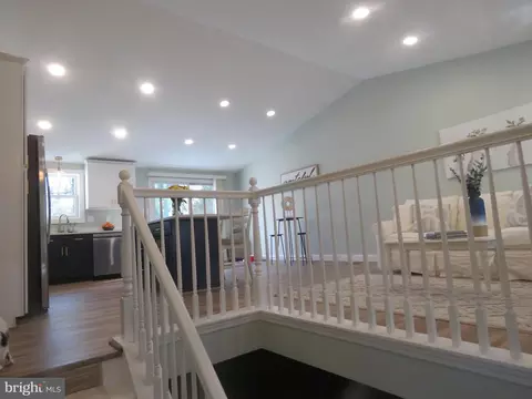 881 Willys Dr, Arnold, MD 21012 photo 4