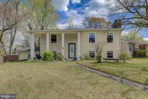 Exterior - 124 Brent Rd, Arnold, MD 21012 photo 4 of 15
