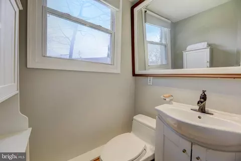 Bath - 124 Brent Rd, Arnold, MD 21012 photo 1 of 3