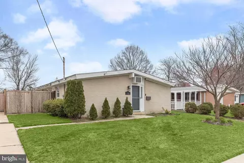 1111 Nottingham Dr, Glen Burnie, MD 21061
