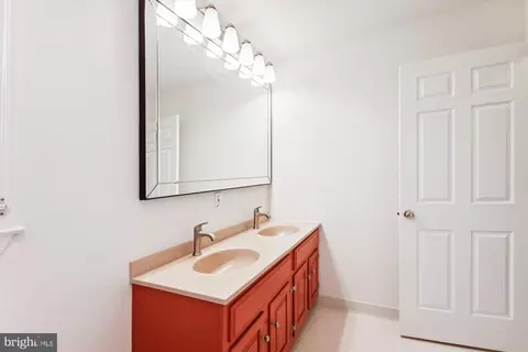 Bath - 2705 Cassia Dr, Edgewater, MD 21037 photo 4 of 4