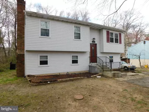 7912 New Freetown Rd, Pasadena, MD 21122