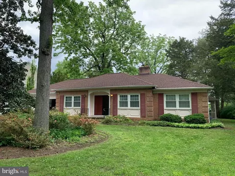 3321 Leritz Ln, Edgewater, MD 21037