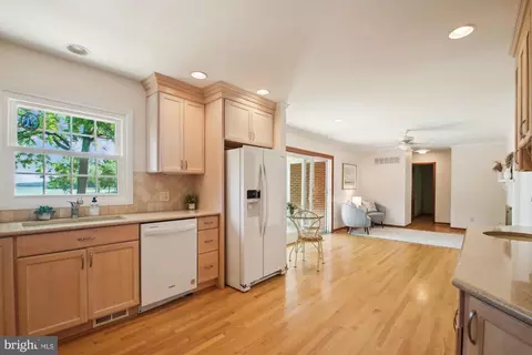 3321 Leritz Ln, Edgewater, MD 21037 photo 23