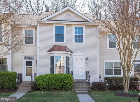 1209 Martha Greenleaf Dr, Crofton, MD 21114