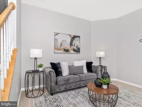 Living - 8330 Cloud St, Laurel, MD 20724 photo 7 of 8