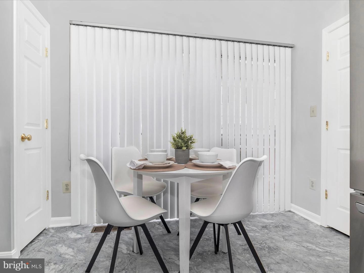 Dining - 8330 Cloud St, Laurel, MD 20724 photo 4 of 4