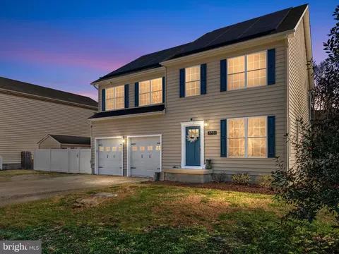 3731 3rd Ave, Edgewater, MD 21037