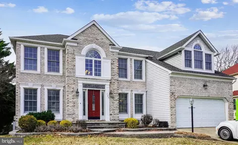 738 Thornwood Dr, Odenton, MD 21113