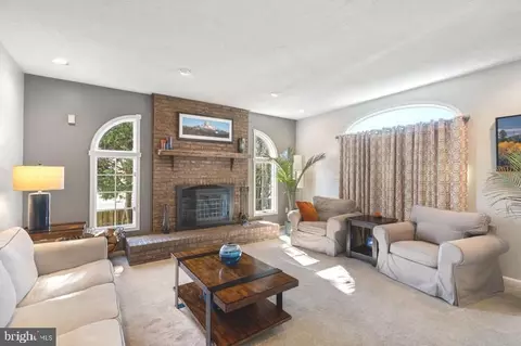 8438 Spring Rd, Pasadena, MD 21122 photo 5