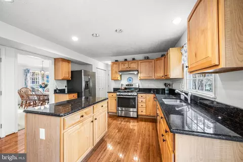Kitchen - 1509 Bear Claw Ct, Hanover, MD 21076 photo 2 of 3
