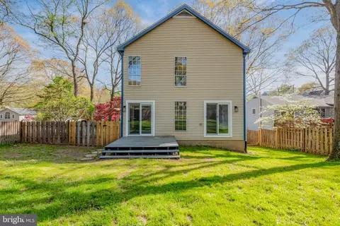Exterior - 890 Chestnut Tree Dr, Annapolis, MD 21409 photo 10 of 14