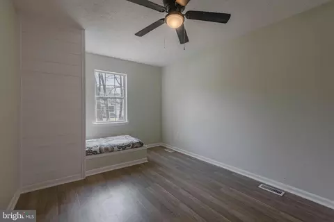 Bedroom - 890 Chestnut Tree Dr, Annapolis, MD 21409 photo 4 of 6
