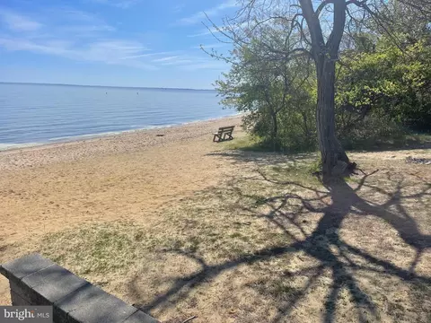View/Area - 890 Chestnut Tree Dr, Annapolis, MD 21409 photo 2 of 2