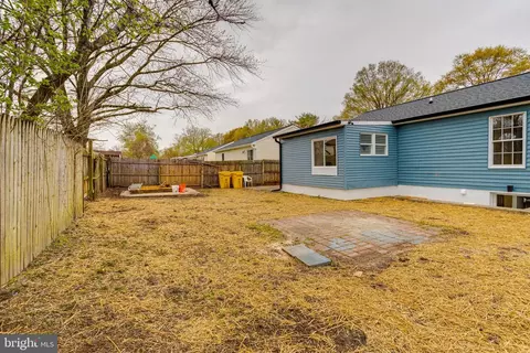 Exterior - 271 Whitaker Rd, Pasadena, MD 21122 photo 3 of 4