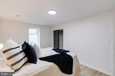 Bedroom - 271 Whitaker Rd, Pasadena, MD 21122 photo 8 of 9