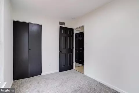 Entry Way - 271 Whitaker Rd, Pasadena, MD 21122 photo 1 of 1