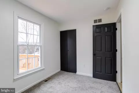 Bedroom - 271 Whitaker Rd, Pasadena, MD 21122 photo 6 of 9