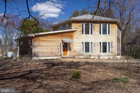 1401 Druid Ln, Severn, MD 21144