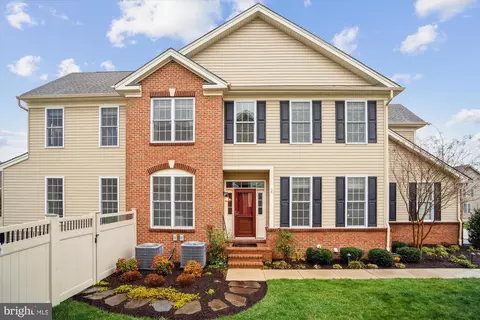 8311 Canyon Oak Dr, Severn, MD 21144