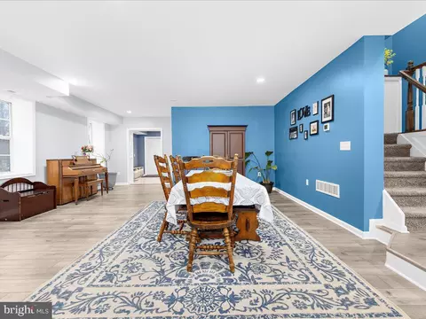 Dining - 7937 Belhaven Ave, Pasadena, MD 21122 photo 2 of 5