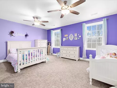 Bedroom - 7937 Belhaven Ave, Pasadena, MD 21122 photo 5 of 10