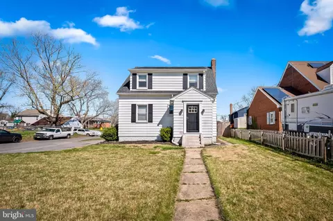 112 10th Ave, Brooklyn, MD 21225
