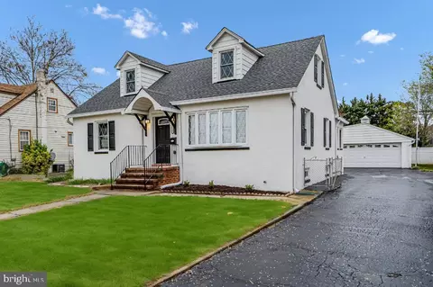 231 N Hammonds Ferry Rd, Linthicum Heights, MD 21090