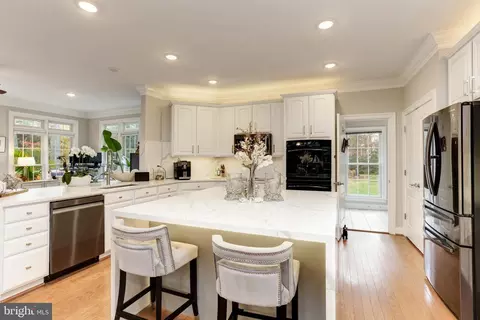 8943 Sahalee Ct, Pasadena, MD 21122 photo 15