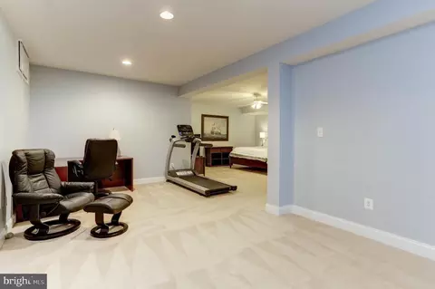 8943 Sahalee Ct, Pasadena, MD 21122 photo 77