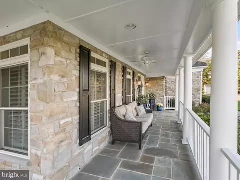 8943 Sahalee Ct, Pasadena, MD 21122 photo 9