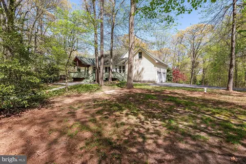 Exterior - 1601 Michael Ryan Ct, Pasadena, MD 21122 photo 22 of 29