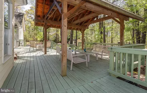 Exterior - 1601 Michael Ryan Ct, Pasadena, MD 21122 photo 15 of 29