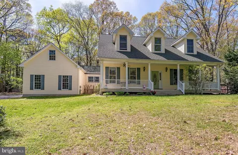 Exterior - 1601 Michael Ryan Ct, Pasadena, MD 21122 photo 2 of 29