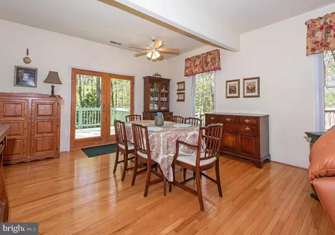Dining - 1601 Michael Ryan Ct, Pasadena, MD 21122 photo 1 of 2