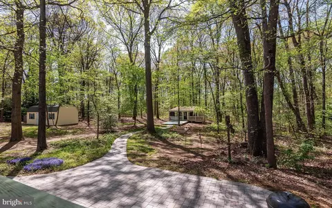 Exterior - 1601 Michael Ryan Ct, Pasadena, MD 21122 photo 17 of 29