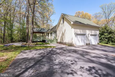 Exterior - 1601 Michael Ryan Ct, Pasadena, MD 21122 photo 10 of 29