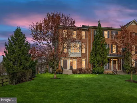 2625 Sour Dock Dr, Odenton, MD 21113