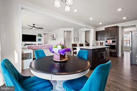 Dining - 2821 Broad Wing Dr, Odenton, MD 21113 photo 2 of 2