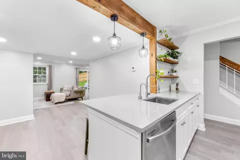 Kitchen - 1116 Commanders Way S, Annapolis, MD 21409 photo 8 of 8