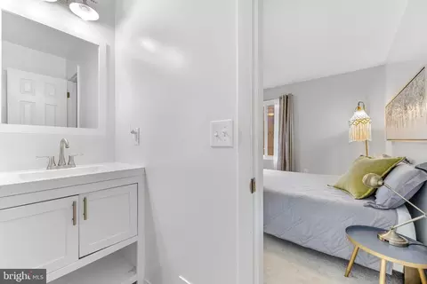 Bath - 1116 Commanders Way S, Annapolis, MD 21409 photo 5 of 7