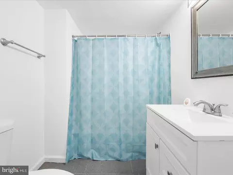 Bath - 7772 Outing Ave, Pasadena, MD 21122 photo 3 of 6